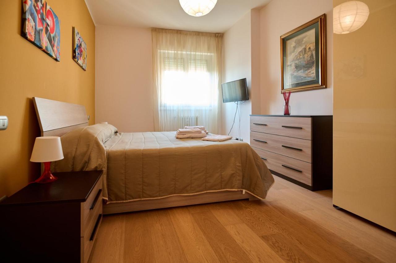 מילאנו Skyline Apartment מראה חיצוני תמונה